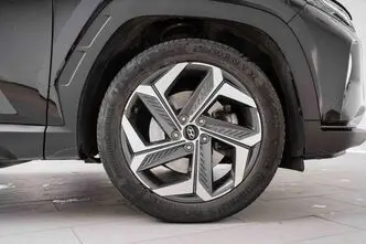 Hyundai Tucson, 1.6, 110.1 kW, hybrid, automatic, front-wheel drive