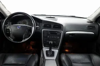 Volvo V70, 2.4, 120 kW, diesel, automatic, front-wheel drive