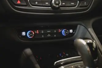 Opel Insignia, 2.0, 125 kW, дизель, автомат, передний привод