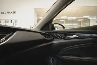 Opel Insignia, 2.0, 125 kW, дизель, автомат, передний привод