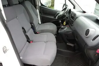 Peugeot Partner, 84 kW, diisel, manuaal, esivedu