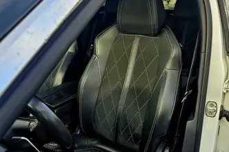 Peugeot 3008, 2.0, 133 kW, дизель, автомат, передний привод