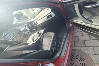 BMW 320, 2.0, 120 kW, дизель, механическая, задний привод