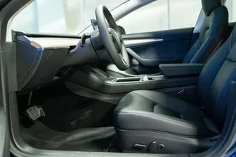 Tesla Model 3, 366 kW, electric, automatic, four-wheel drive