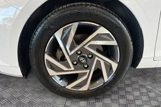 Hyundai i20, 1.0, 73 kW, bensiin, automaat, esivedu