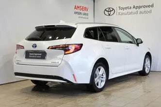 Toyota Corolla, 1.8, 72 kW, гибрид, автомат, передний привод