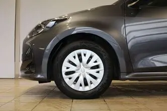 Toyota Yaris, 1.5, 68 kW, hübriid, automaat, esivedu