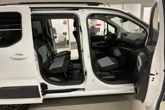 Citroën Berlingo, 1.2, 96 kW, bensiin, automaat, esivedu