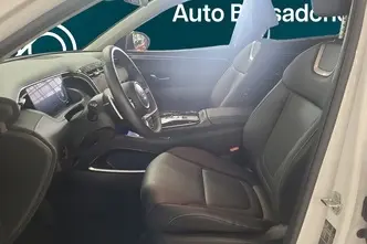 Hyundai Tucson, 1.6, 197 kW, plug-in hybrid, automatic, four-wheel drive
