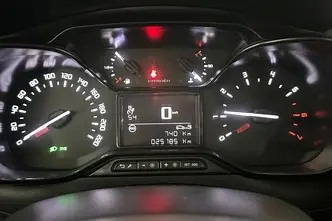 Citroën C3, 1.2, 61 kW, petrol, manual, front-wheel drive