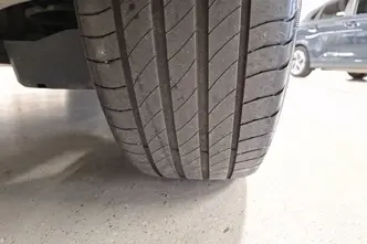 DS 4, 1.6, 165 kW, pistikhübriid, automaat, esivedu