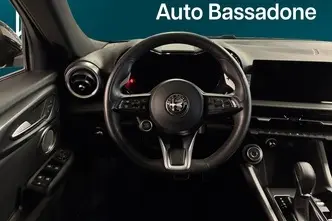 Alfa Romeo Tonale, 1.5, 165 kW, hübriid, automaat, esivedu