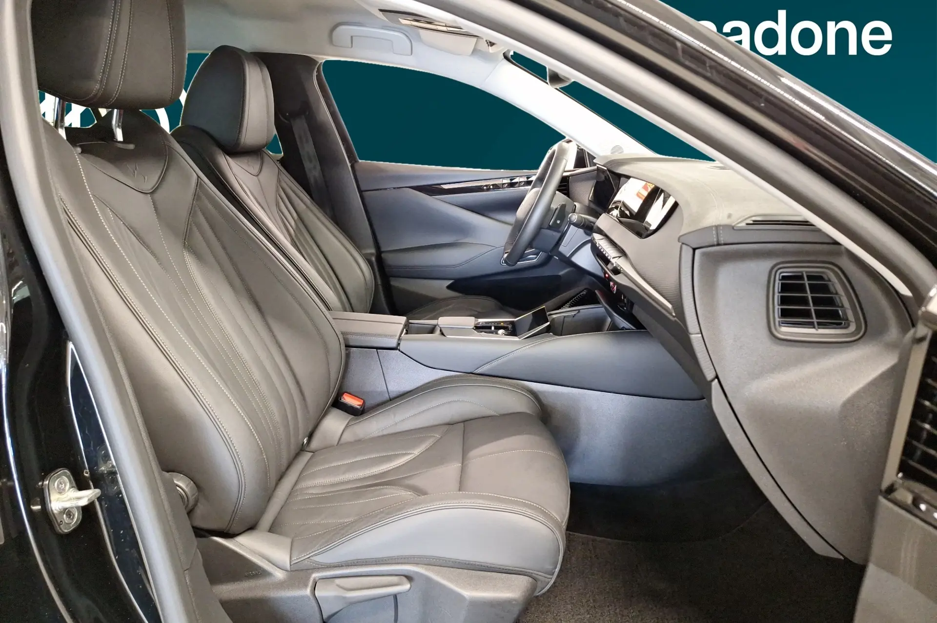 DS 4, 1.2, 75 kW, bensiin, automaat, esivedu