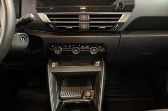 Citroën C4, 1.2, 96 kW, bensiin, automaat, esivedu