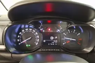 Citroën C3, 1.2, 81 kW, automaat, esivedu