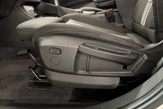 BMW X1, 2.0, 141 kW, bensiin, automaat, nelikvedu