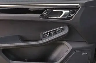 Porsche Macan, 3.0, 260 kW, бензин, автомат, полный привод