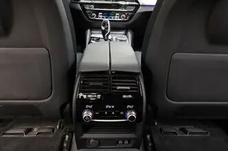 BMW 520, 2.0, 135 kW, hybrid, automatic, rear-wheel drive