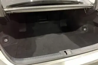 Lexus ES 300, 2.5, 131 kW, гибрид, автомат, передний привод