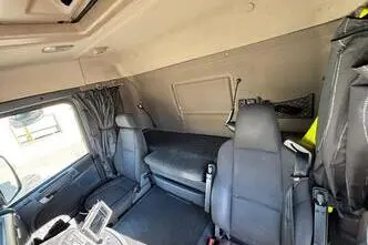 Scania G450, 331 kW, diisel, automaat