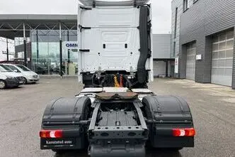 Mercedes-Benz Actros, 12.8, 310 kW, дизель, задний привод