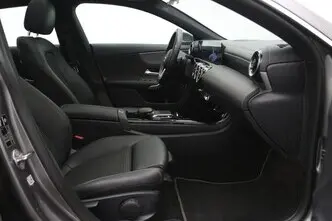 Mercedes-Benz CLA 200, 2.0, 110 kW, diisel, automaat, esivedu