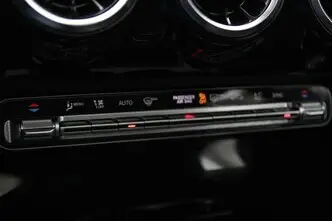 Mercedes-Benz CLA 200, 2.0, 110 kW, diisel, automaat, esivedu
