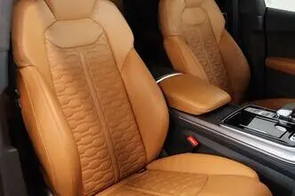 Audi RS Q8 4.0 V8 TFSI quattro, 4.0, 441 kW, hübriid, automaat, nelikvedu