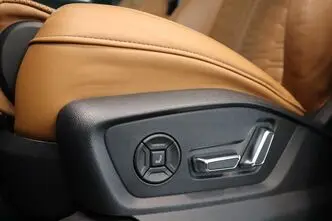 Audi RS Q8 4.0 V8 TFSI quattro, 4.0, 441 kW, hübriid, automaat, nelikvedu