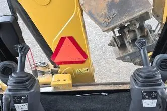 Caterpillar 444F2, 4.4, 74.5 kW, diisel, nelikvedu