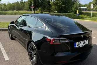 Tesla Model 3, 155 kW, electric, automatic, four-wheel drive