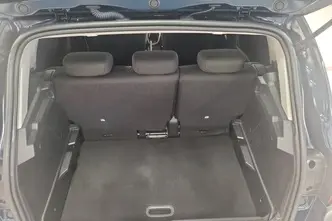 Renault Captur, 0.9, 66 kW, бензин, механическая, передний привод