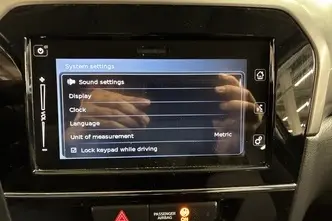 Suzuki Vitara, 1.4, 95 kW, гибрид, механическая, полный привод