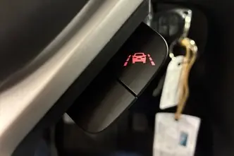 Suzuki Vitara, 1.4, 95 kW, гибрид, механическая, полный привод