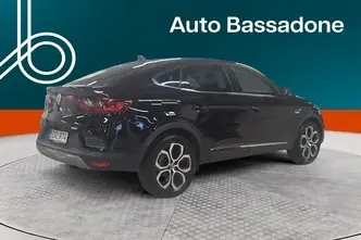 Renault Arkana, 1.6, 105 kW, гибрид, автомат, передний привод