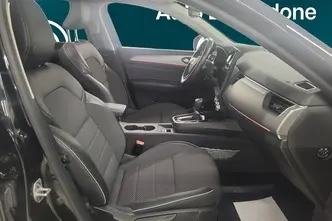 Renault Arkana, 1.6, 105 kW, гибрид, автомат, передний привод