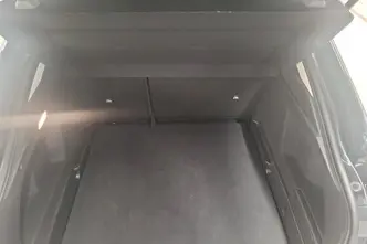 Renault Arkana, 1.6, 105 kW, гибрид, автомат, передний привод