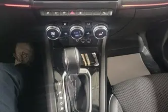 Renault Arkana, 1.6, 105 kW, гибрид, автомат, передний привод