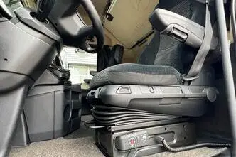 Mercedes-Benz Actros, 12.8, 330 kW, дизель, задний привод