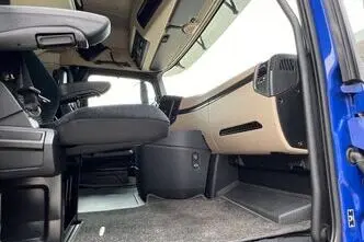 Mercedes-Benz Actros, 12.8, 330 kW, дизель, задний привод