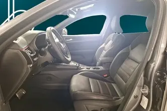 Renault Arkana, 1.6, 105 kW, hybrid, automatic, front-wheel drive