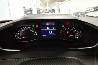 Peugeot 2008, 1.2, 96 kW, бензин, автомат, передний привод