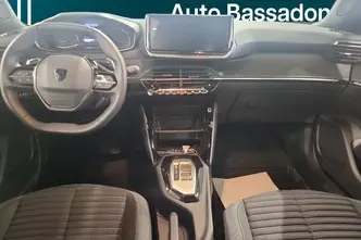 Peugeot 2008, 1.2, 96 kW, бензин, автомат, передний привод