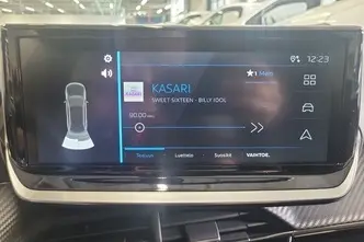 Peugeot 2008, 1.2, 96 kW, бензин, автомат, передний привод