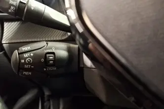 Peugeot 2008, 96 kW, electric, automatic, front-wheel drive