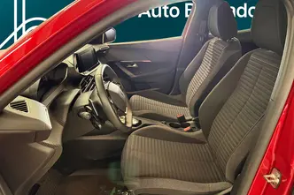 Peugeot 2008, 1.2, 96 kW, petrol, automatic, front-wheel drive