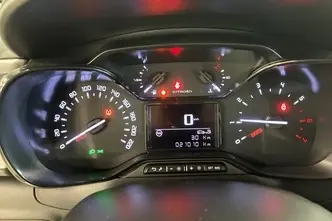 Citroën C3, 1.2, 61 kW, бензин, механическая, передний привод