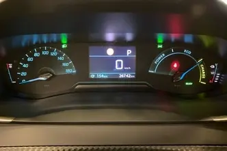 Peugeot 2008, электричество, автомат, передний привод