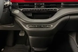 Fiat 500e, 87 kW, elekter, automaat, esivedu
