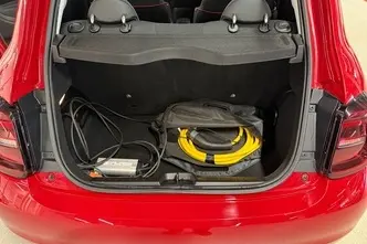 Fiat 500e, 87 kW, elekter, automaat, esivedu